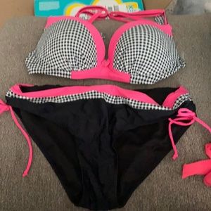 Pink and black bikini x large